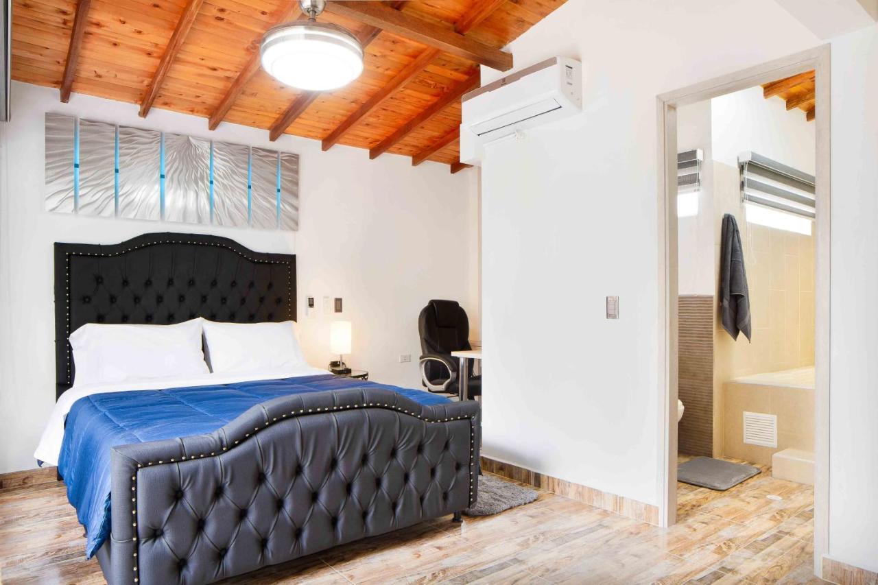Miracle Lejlighedshotel Medellín Eksteriør billede
