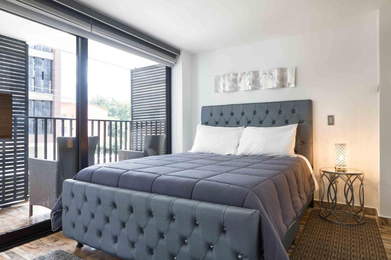 Miracle Lejlighedshotel Medellín Eksteriør billede